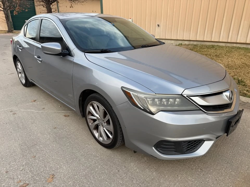 2017 Acura ILX - Image 2 of 16