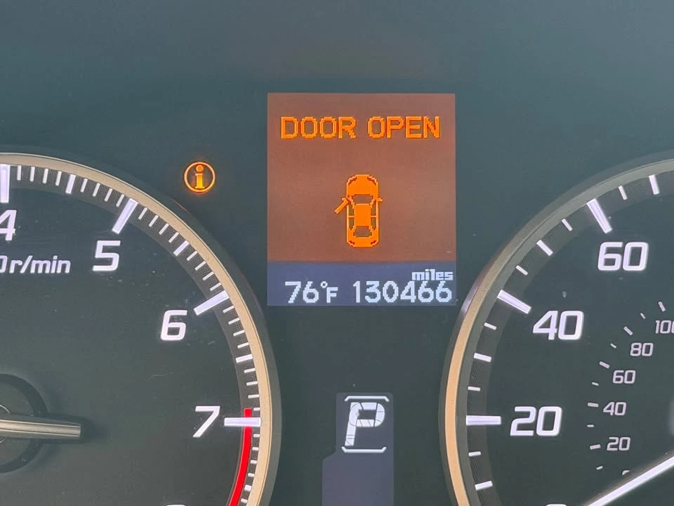 2017 Acura ILX - Image 10 of 16