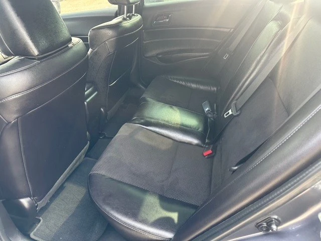 2017 Acura ILX - Image 9 of 16