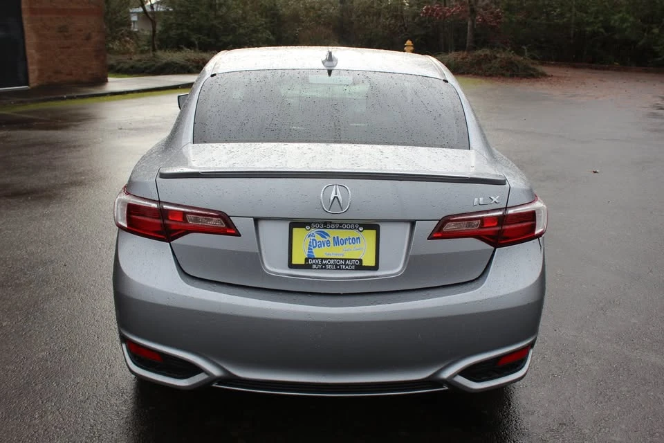 2017 Acura ILX - Image 8 of 19