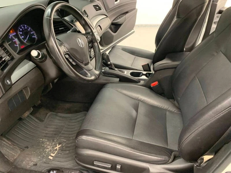 2017 Acura ILX - Image 12 of 16