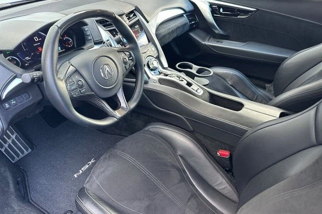 2017 Acura NC1 NSX - Image 7 of 18