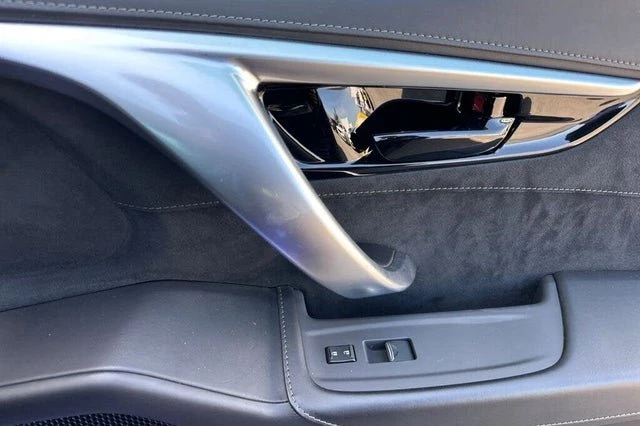 2017 Acura NC1 NSX - Image 14 of 18