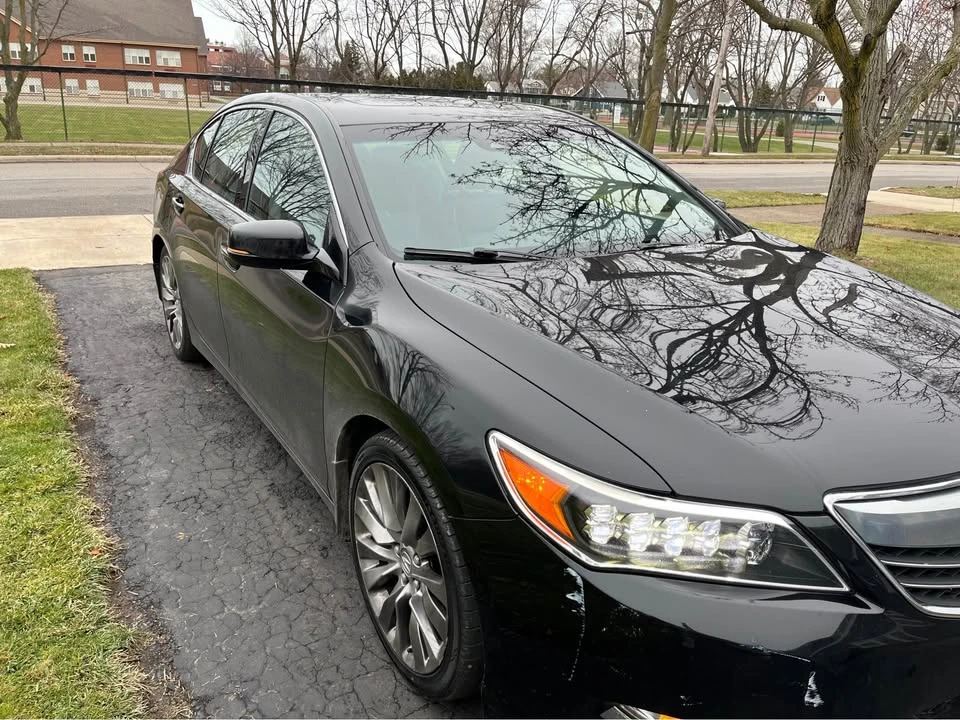 2017 Acura RLX - Image 2 of 9