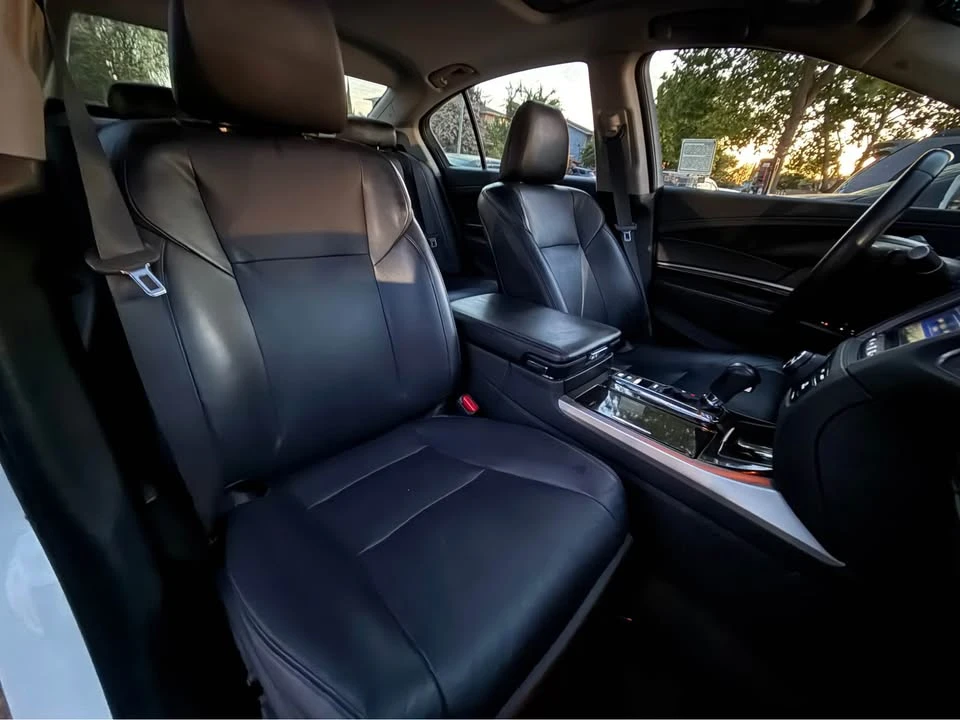 2017 Acura RLX - Image 10 of 12
