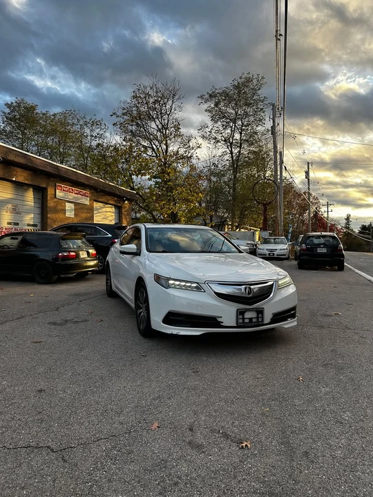 2017 Acura TLX 1st Gen - Image 9 of 16