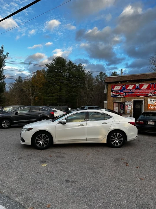 2017 Acura TLX 1st Gen - Image 4 of 16