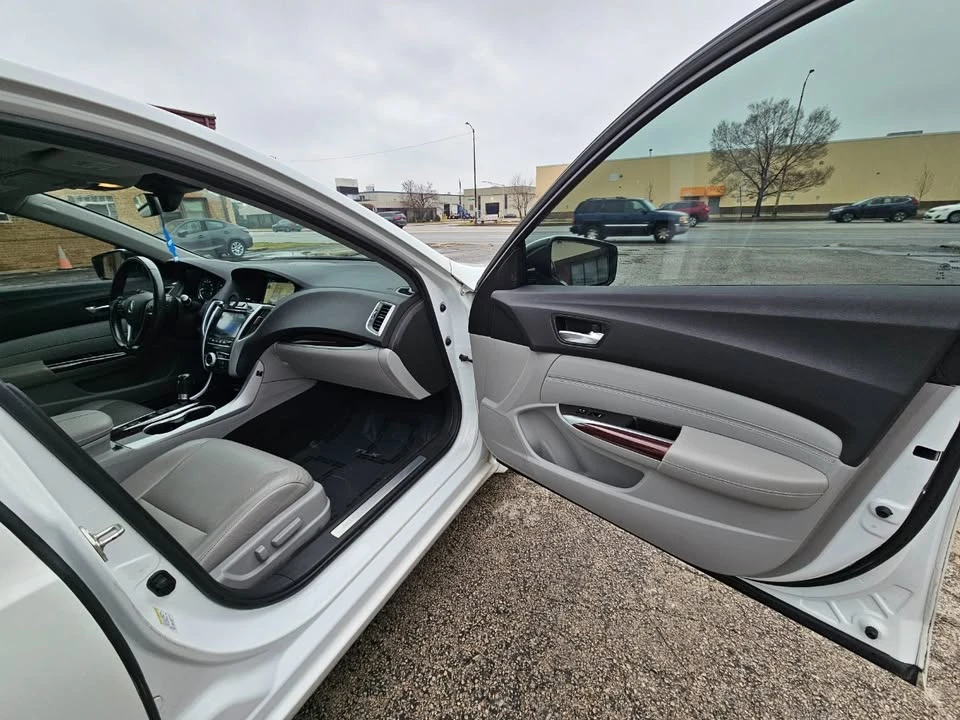 2017 Acura TLX 1st Gen - Image 8 of 18