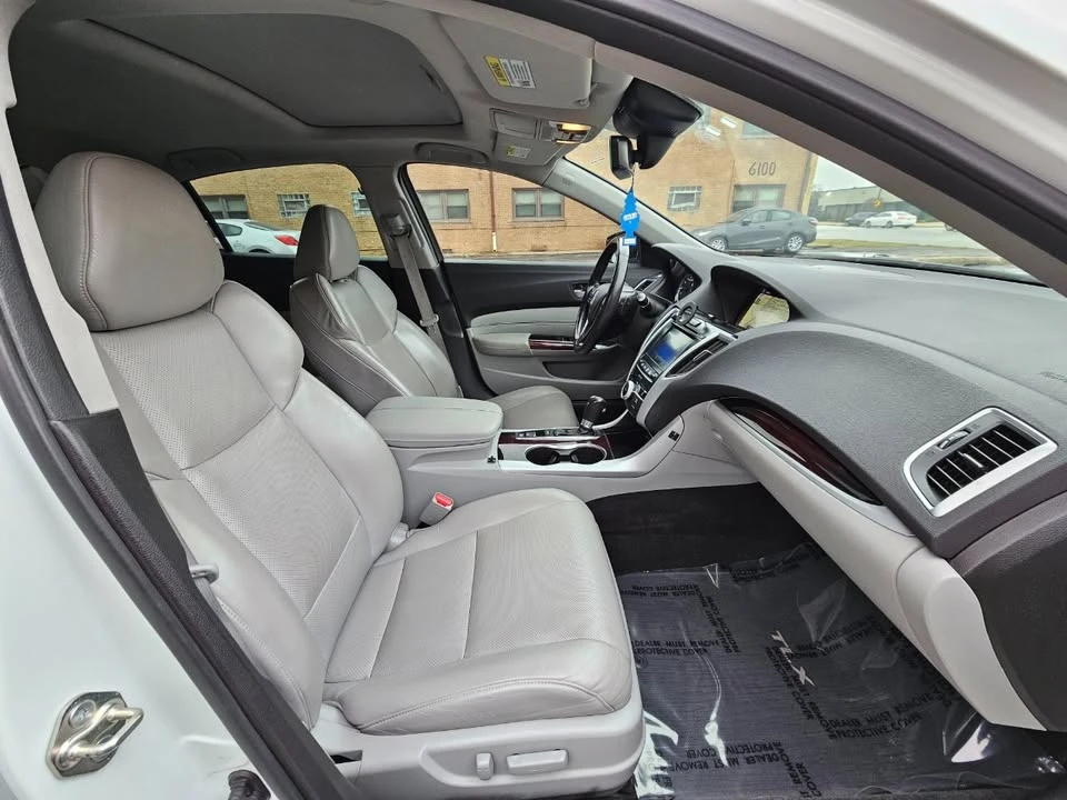 2017 Acura TLX 1st Gen - Image 9 of 18