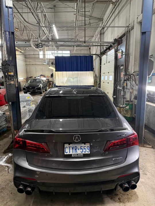 2017 Acura TLX 1st Gen - Image 11 of 12