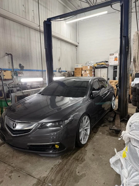 2017 Acura TLX 1st Gen - Image 7 of 12