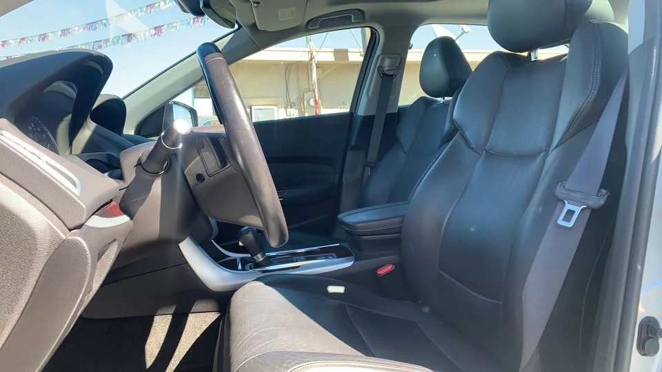 2017 Acura TLX 1st Gen - Image 12 of 15