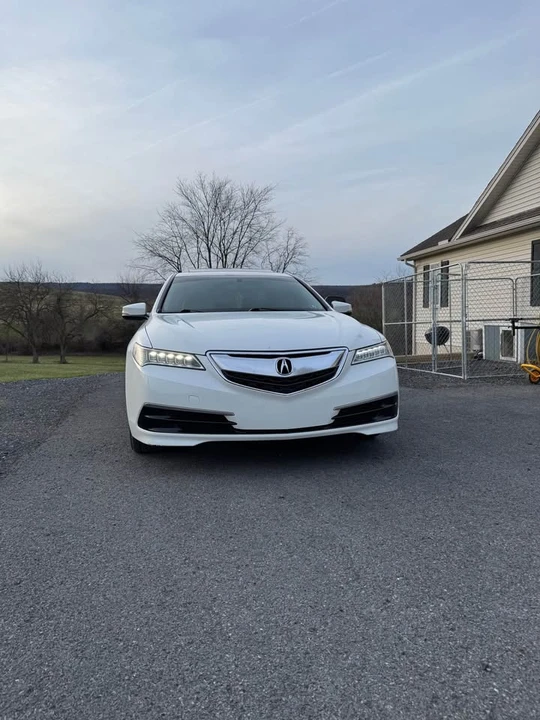 2017 Acura TLX 1st Gen - Image 2 of 8