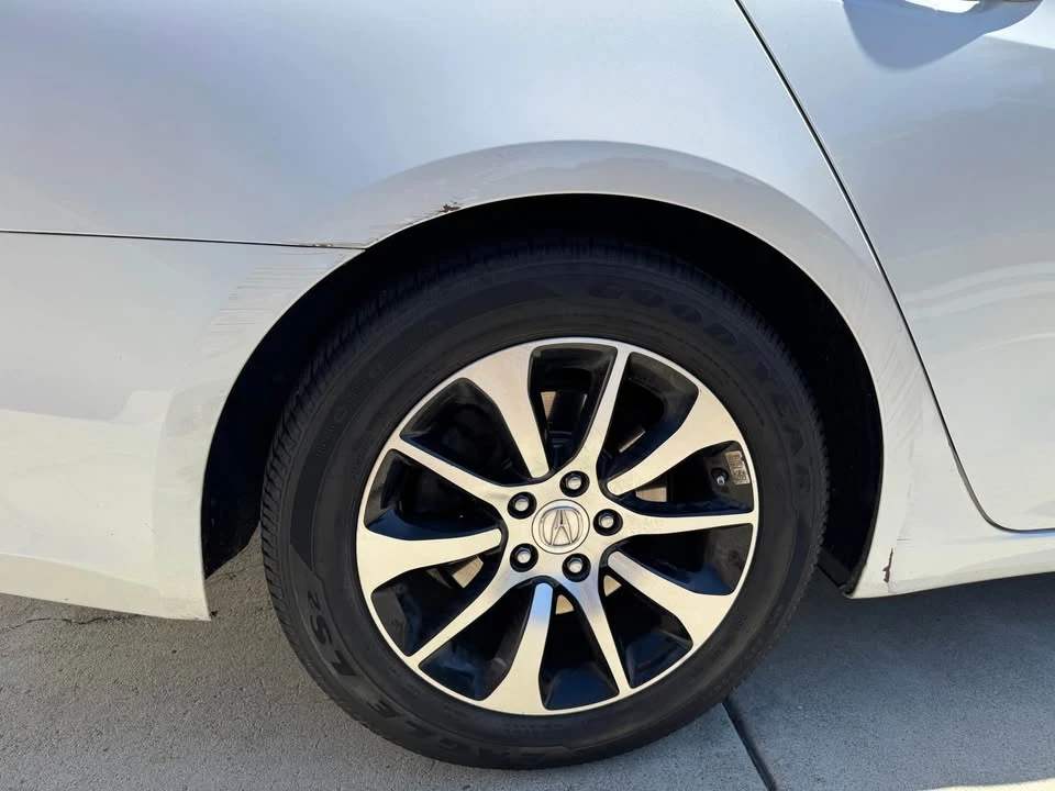2017 Acura TLX 1st Gen - Image 5 of 9