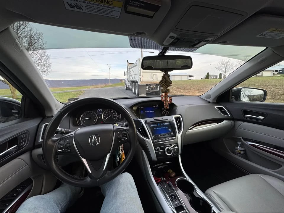 2017 Acura TLX 1st Gen - Image 6 of 8