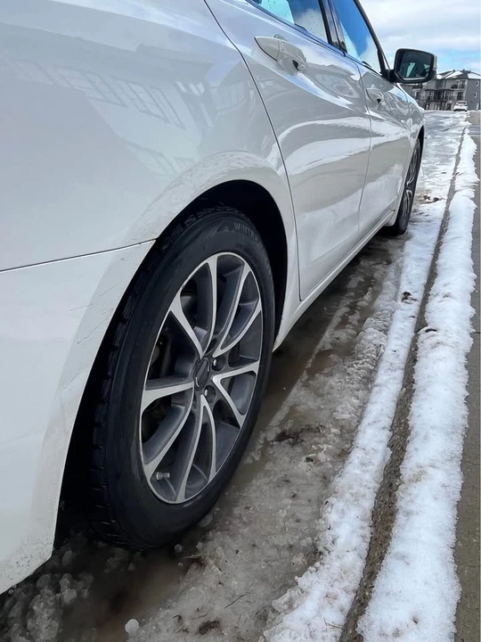 2017 Acura TLX 1st Gen - Image 4 of 10