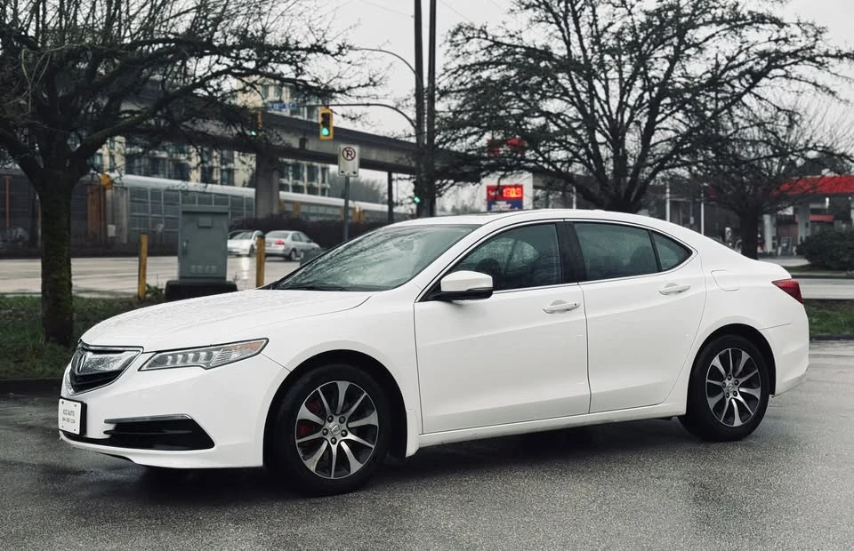 2017 Acura TLX 1st Gen - Image 4 of 19