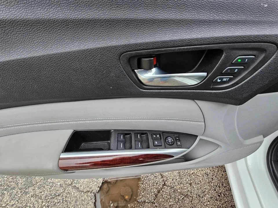 2017 Acura TLX 1st Gen - Image 19 of 20