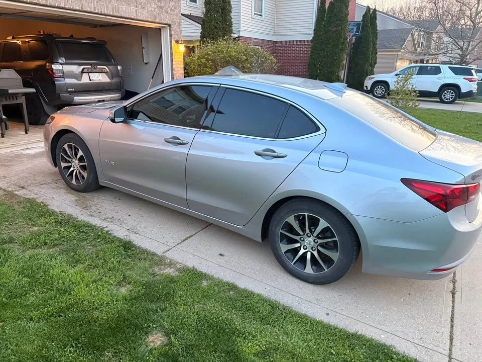 2017 Acura TLX 1st Gen - Image 4 of 8