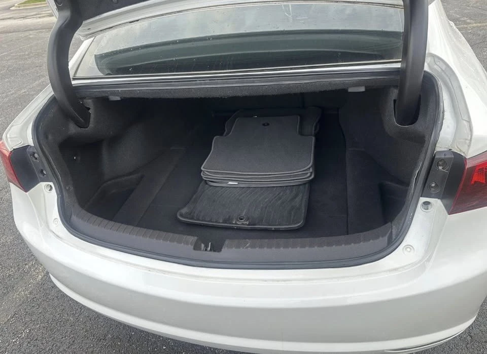 2017 Acura TLX 1st Gen - Image 13 of 16