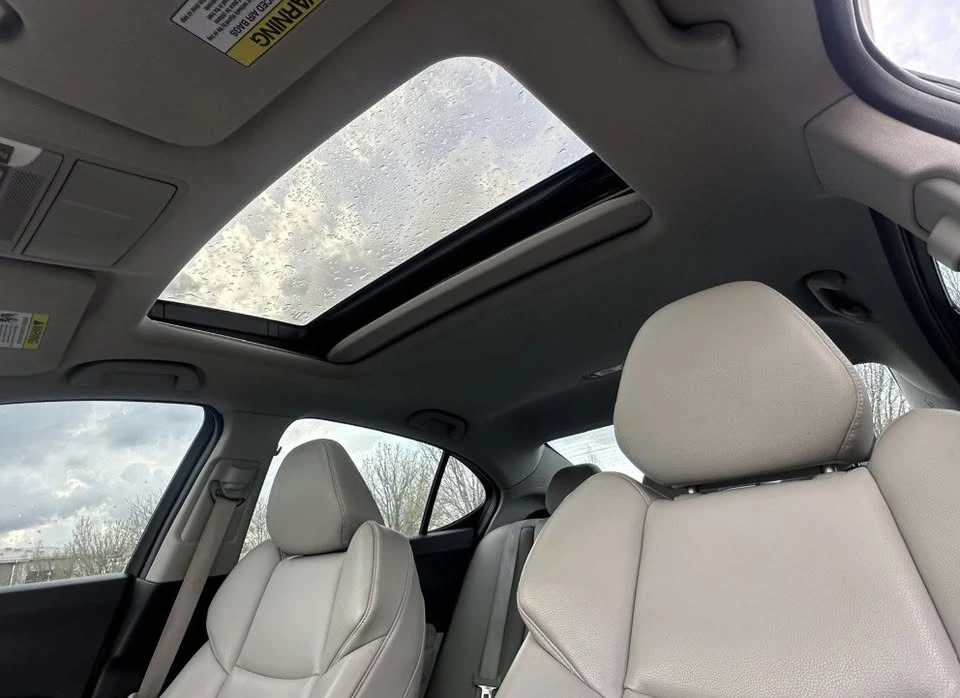 2017 Acura TLX 1st Gen - Image 11 of 16