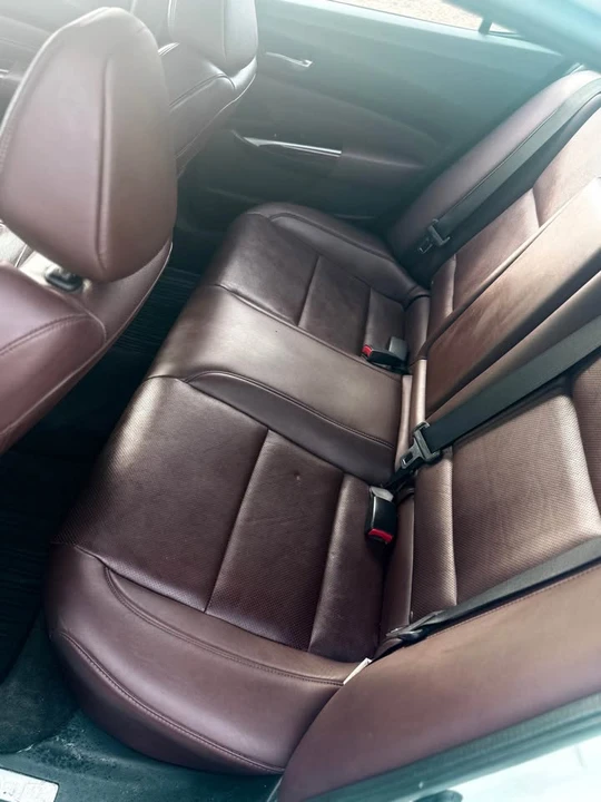 2017 Acura TLX 1st Gen - Image 8 of 13