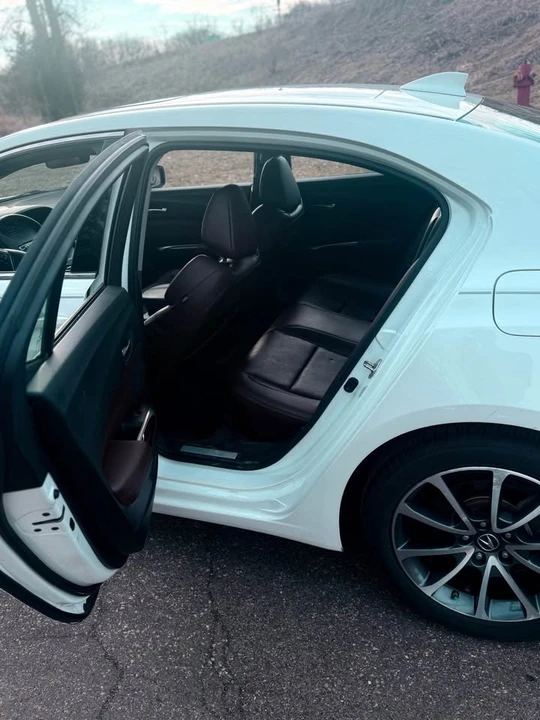 2017 Acura TLX 1st Gen - Image 7 of 13