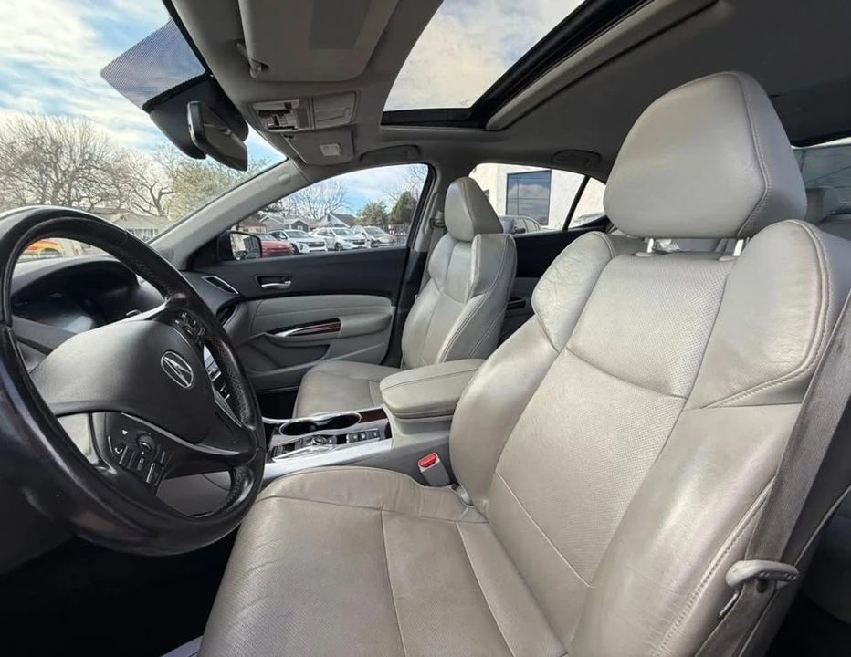 2017 Acura TLX 1st Gen - Image 9 of 15