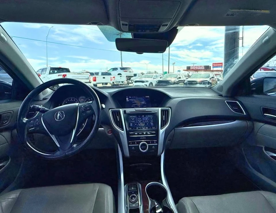 2017 Acura TLX 1st Gen - Image 11 of 15