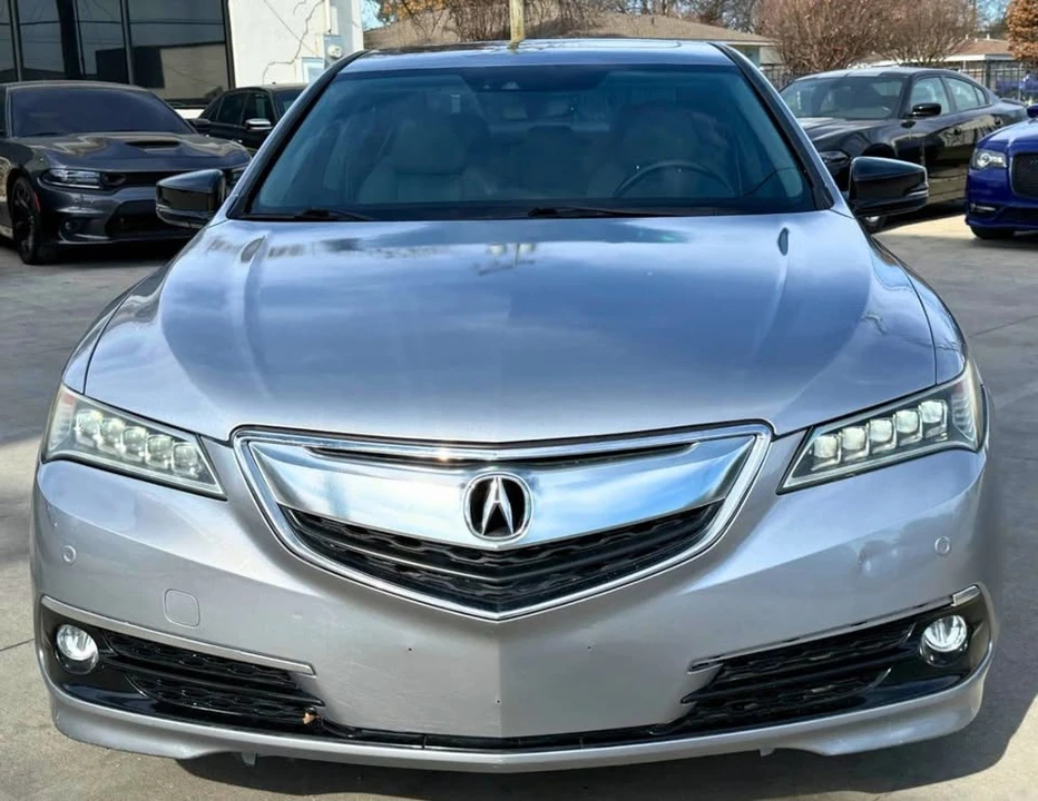 2017 Acura TLX 1st Gen - Image 8 of 15