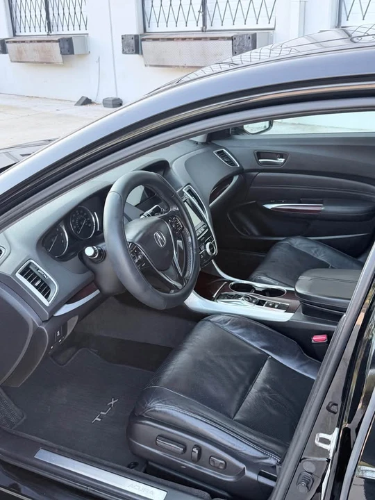 2017 Acura TLX 1st Gen - Image 12 of 17