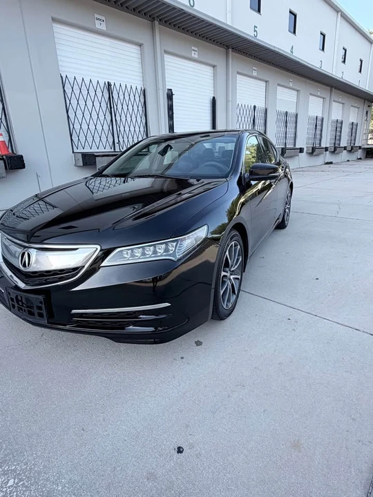 2017 Acura TLX 1st Gen - Image 8 of 17