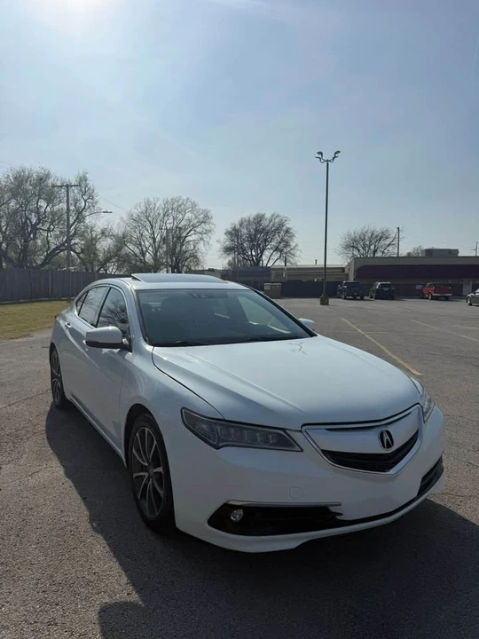2017 Acura TLX 1st Gen - Image 12 of 17
