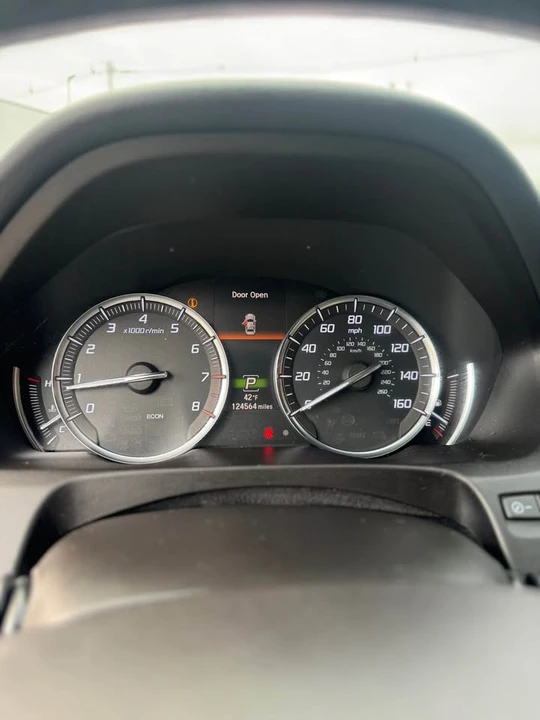 2017 Acura TLX 1st Gen - Image 9 of 13