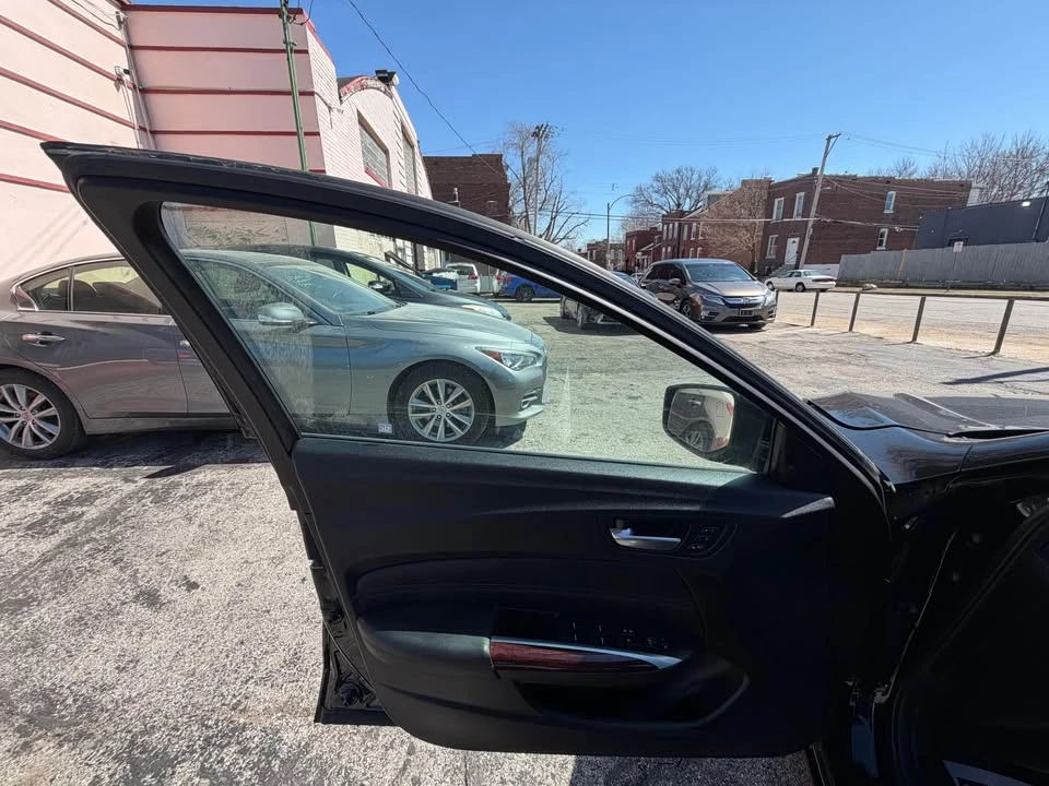 2017 Acura TLX 1st Gen - Image 14 of 16