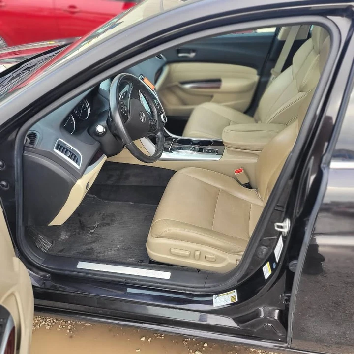 2017 Acura TLX 1st Gen - Image 11 of 17