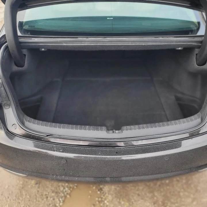 2017 Acura TLX 1st Gen - Image 9 of 17