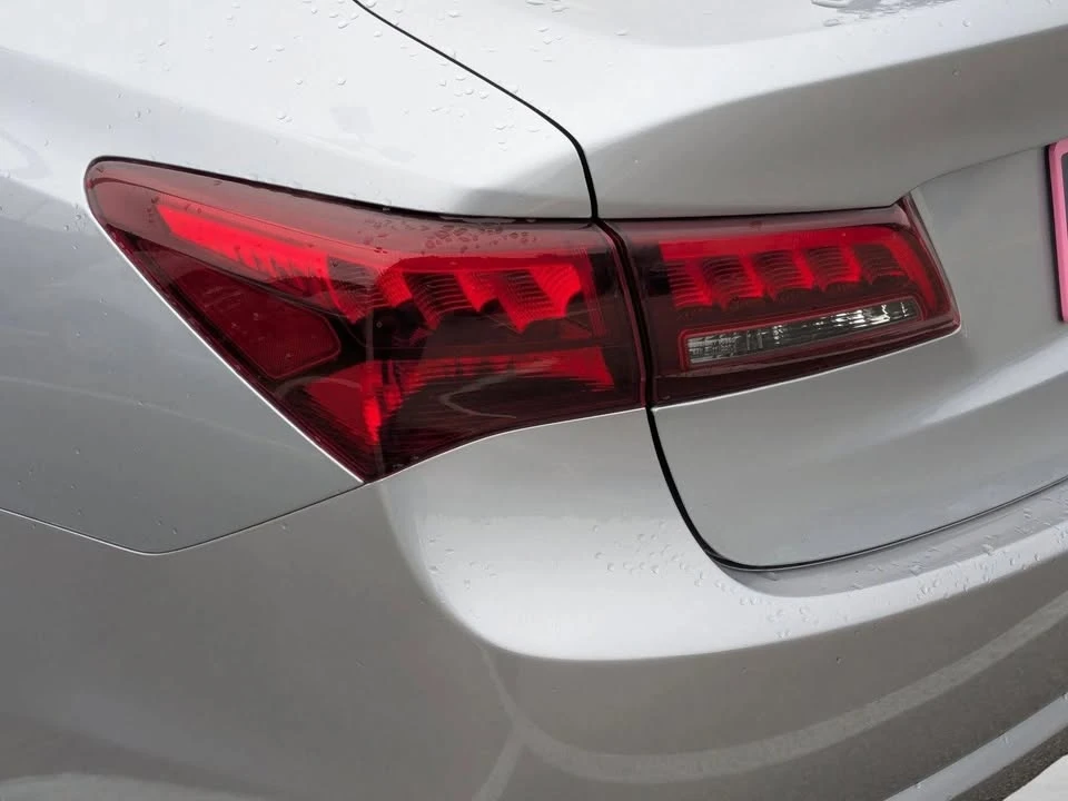 2017 Acura TLX 1st Gen - Image 8 of 18