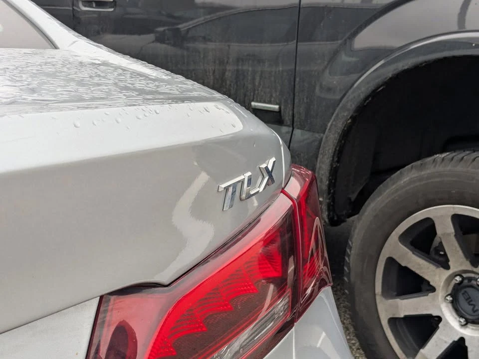 2017 Acura TLX 1st Gen - Image 17 of 18