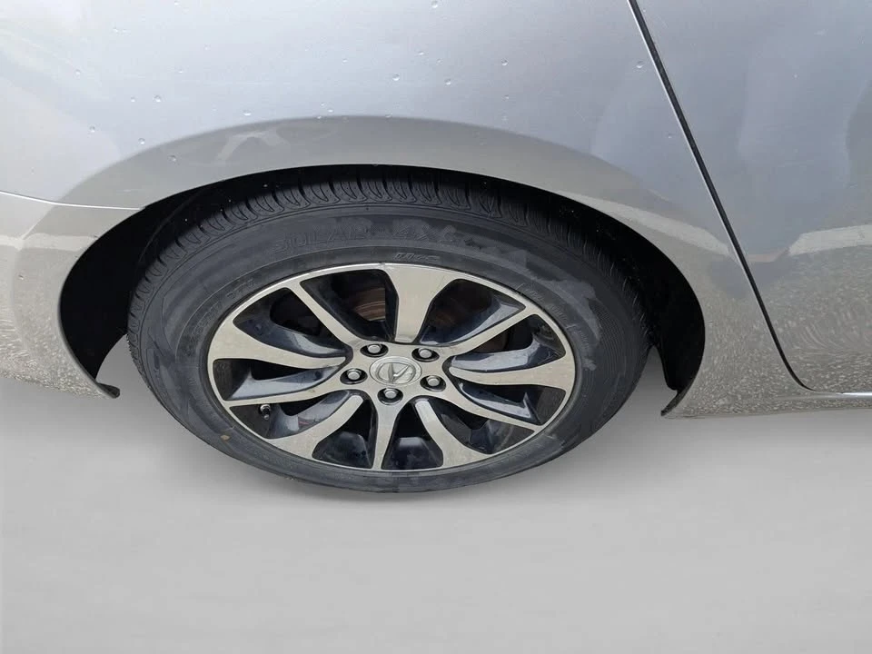 2017 Acura TLX 1st Gen - Image 10 of 18