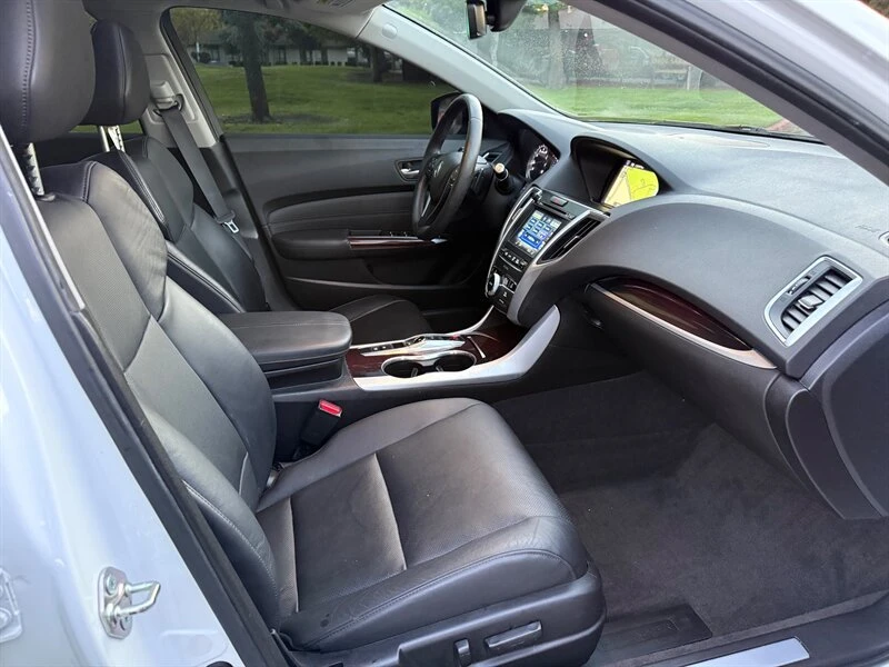 2017 Acura TLX 1st Gen - Image 10 of 20