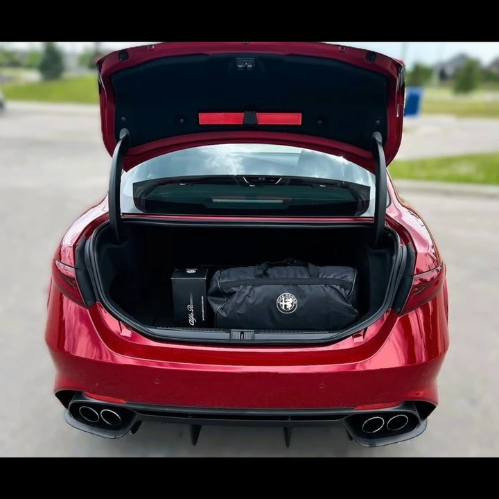 2017 Alfa Romeo Giulia Quadrifoglio - Image 17 of 20
