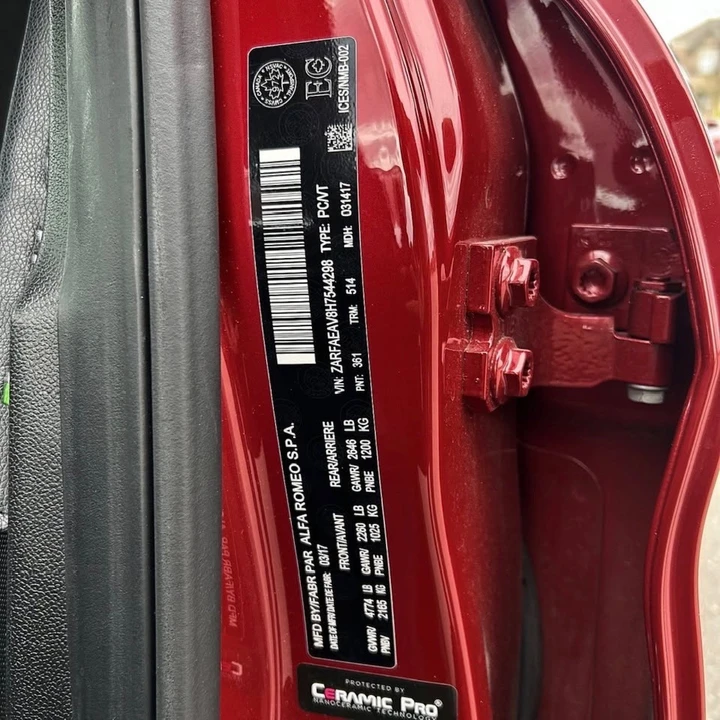 2017 Alfa Romeo Giulia Quadrifoglio - Image 19 of 20
