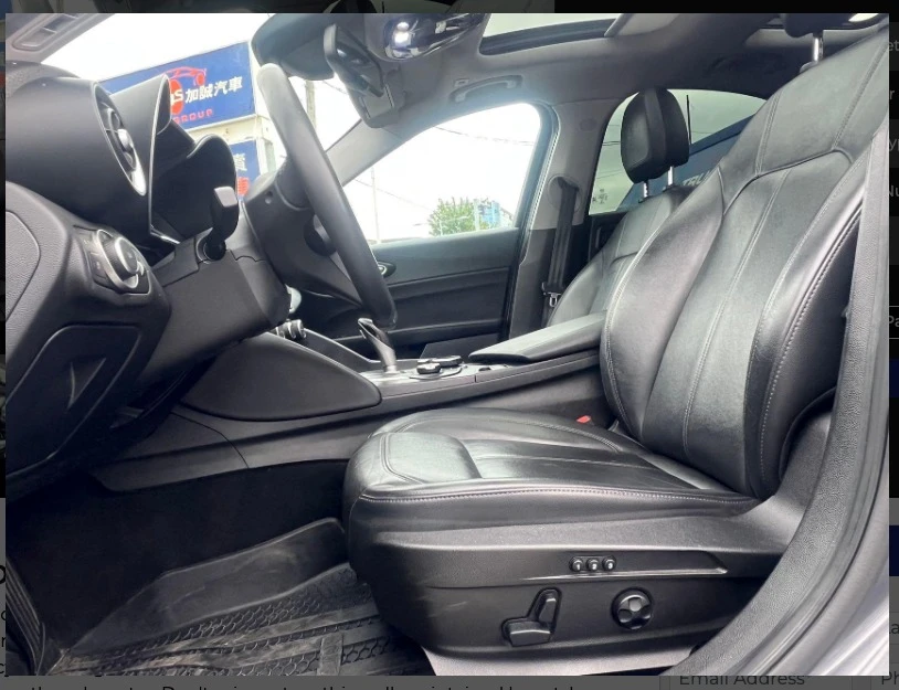 2017 Alfa Romeo Giulia - Image 19 of 19