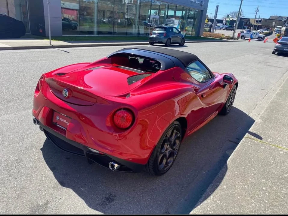2017 Alfa Romeo 4C Spider - Image 6 of 7