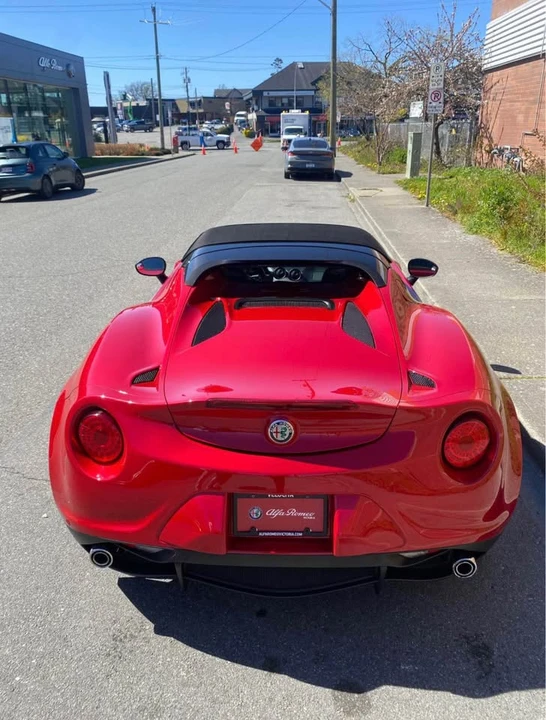2017 Alfa Romeo 4C Spider - Image 5 of 7