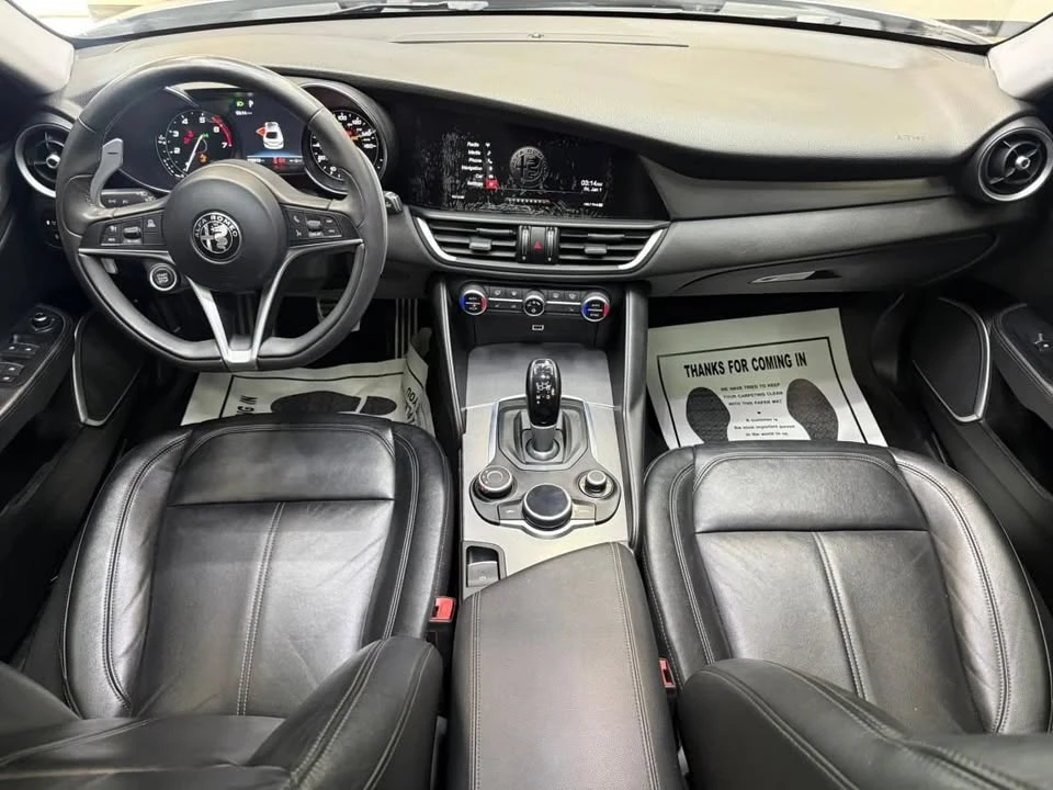 2017 Alfa Romeo Giulia - Image 11 of 18