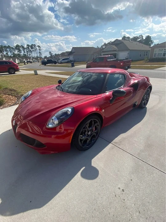 2017 Alfa Romeo 4C Coupe - Image 2 of 10