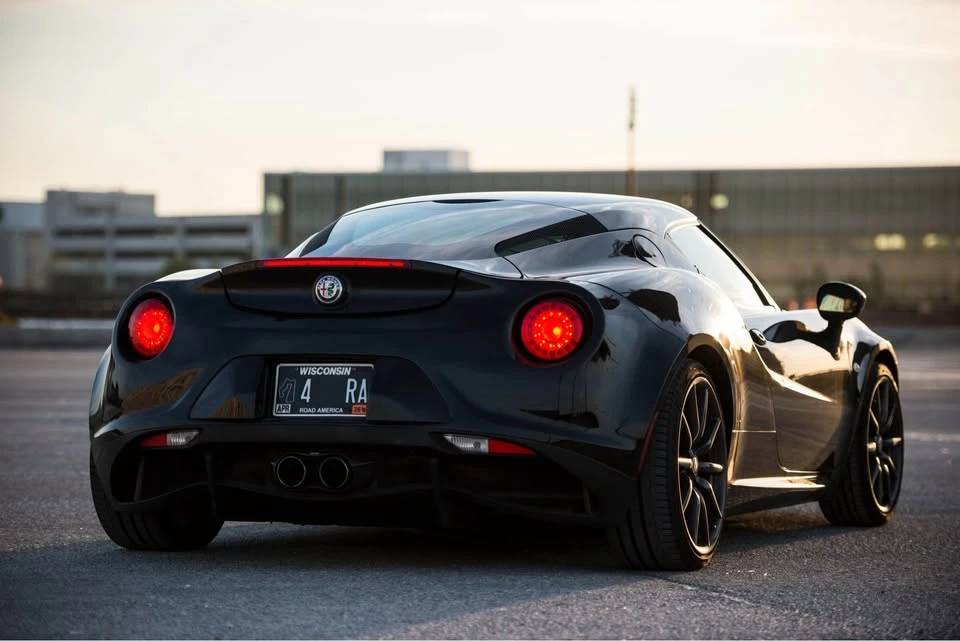 2017 Alfa Romeo 4C Coupe - Image 10 of 17