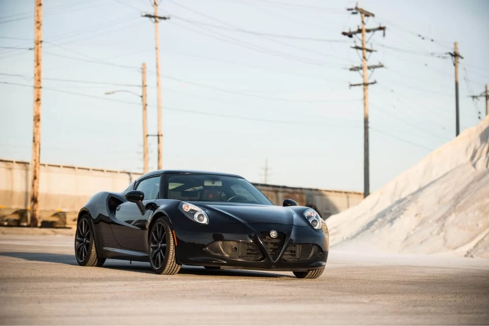 2017 Alfa Romeo 4C Coupe - Image 2 of 17